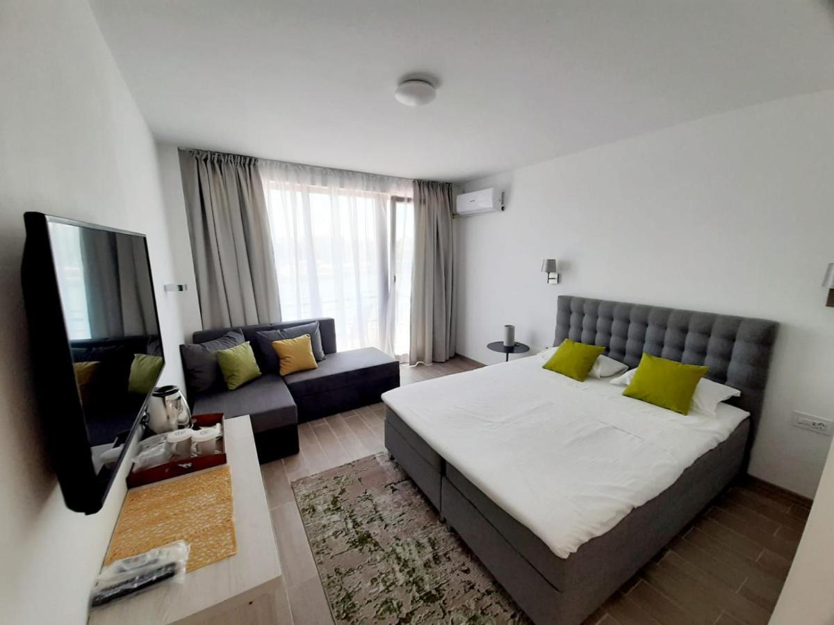 Adriano Pe Plaja Belona Hotel Eforie Bagian luar foto