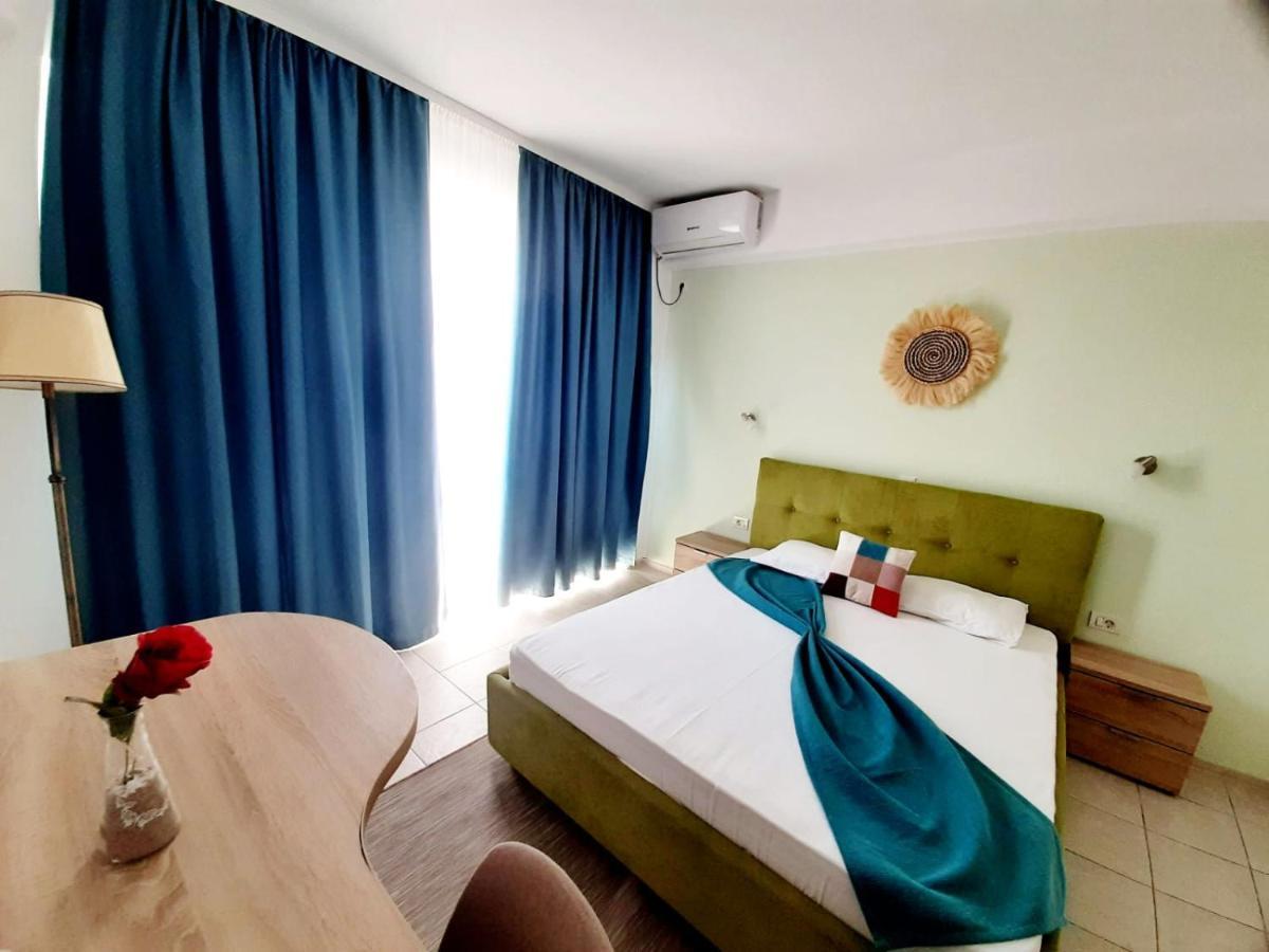 Adriano Pe Plaja Belona Hotel Eforie Bagian luar foto