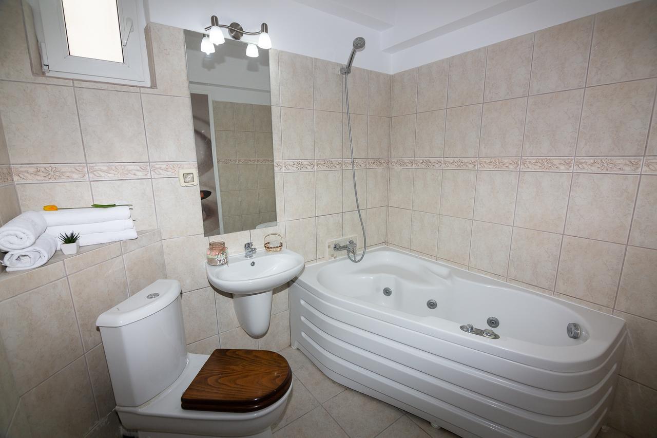 Adriano Pe Plaja Belona Hotel Eforie Bagian luar foto