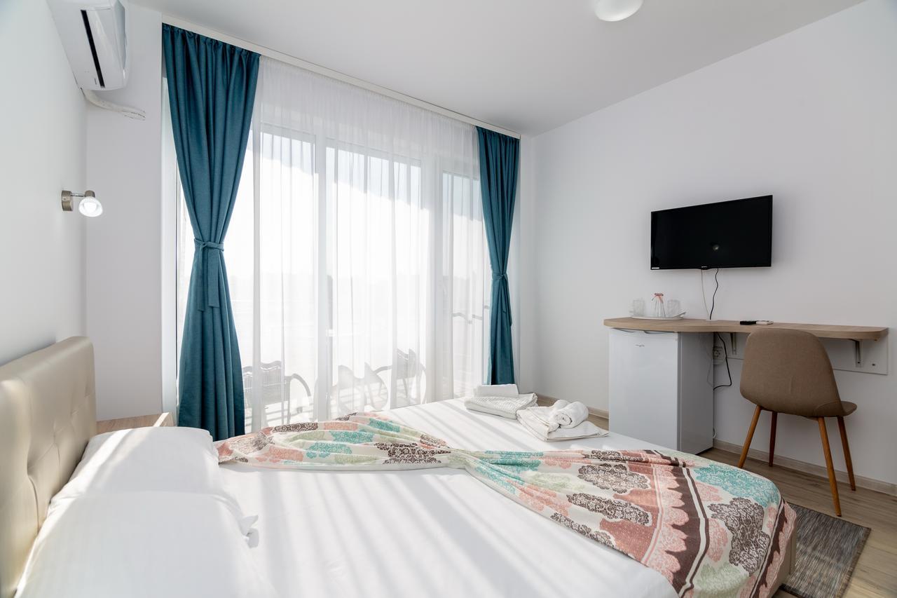 Adriano Pe Plaja Belona Hotel Eforie Bagian luar foto