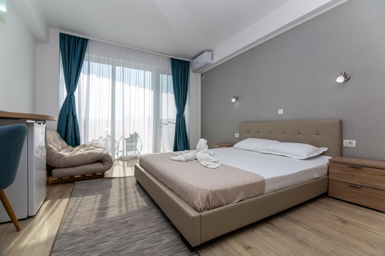 Adriano Pe Plaja Belona Hotel Eforie Bagian luar foto